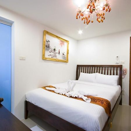 Richly Villa Bangkok Eksteriør bilde
