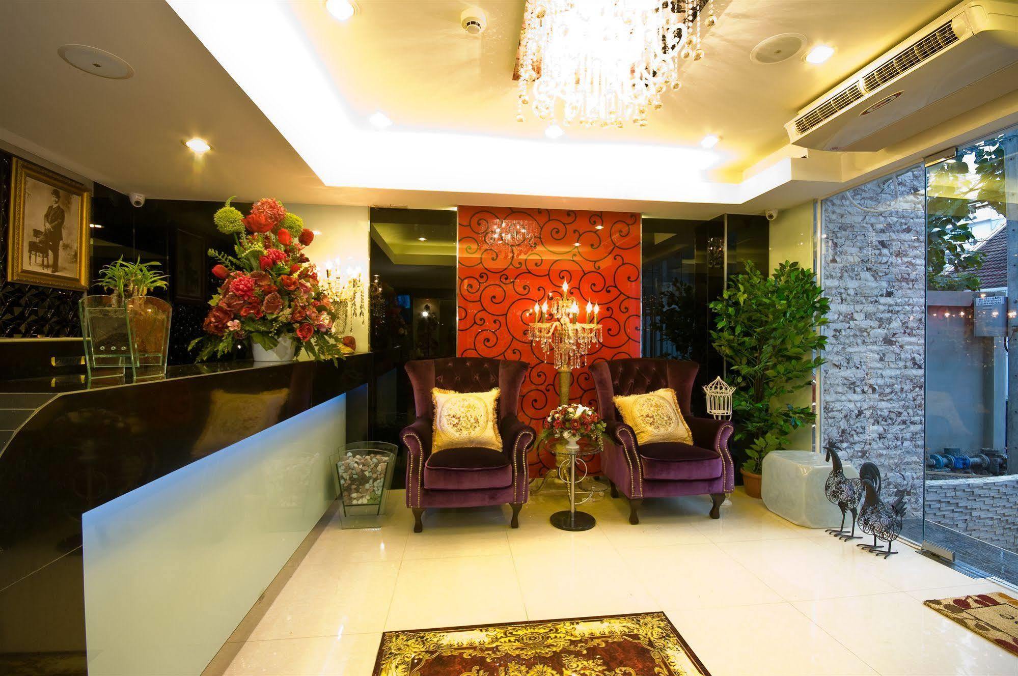 Richly Villa Bangkok Eksteriør bilde