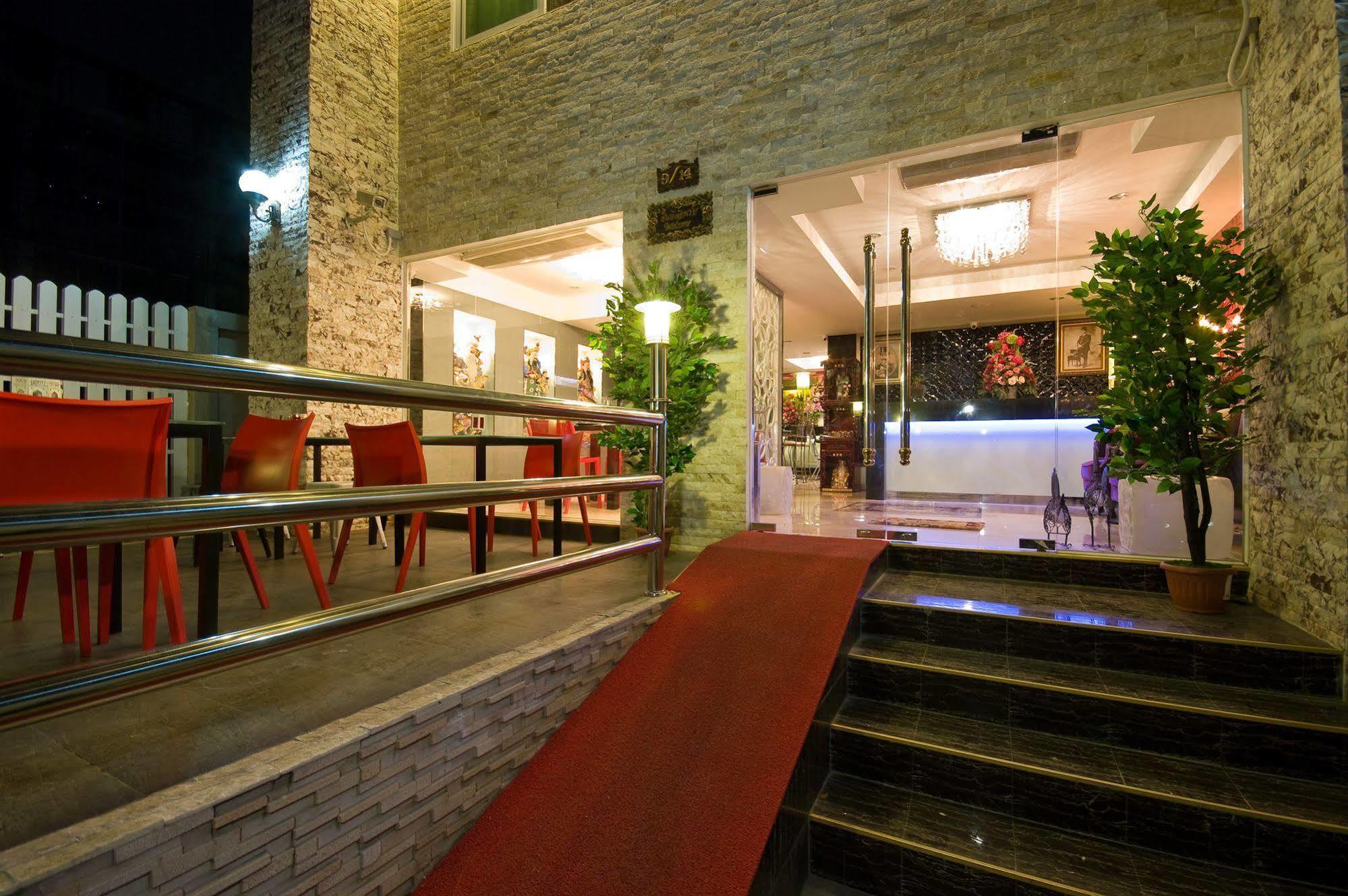 Richly Villa Bangkok Eksteriør bilde